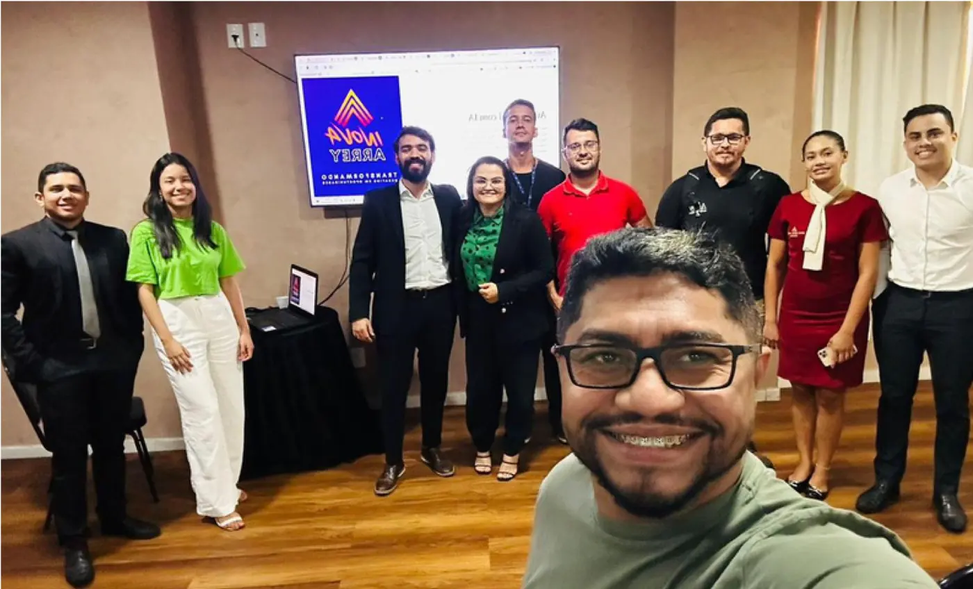 Equipe do Inova Arrey reunida em treinamento